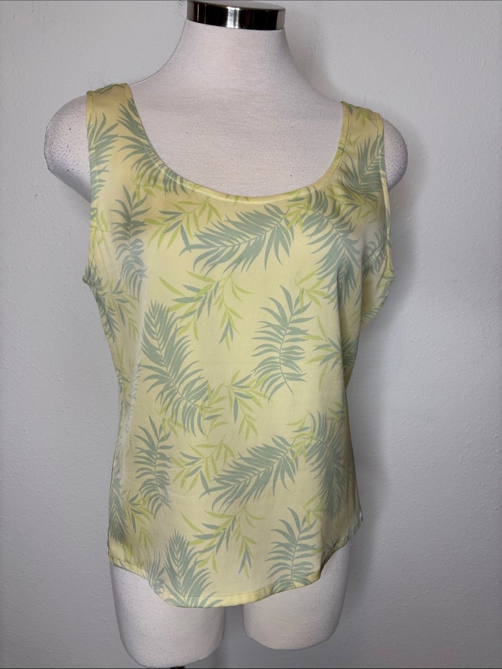Tommy Bahama Yellow Tropical Leaf Scoop Neck Tank